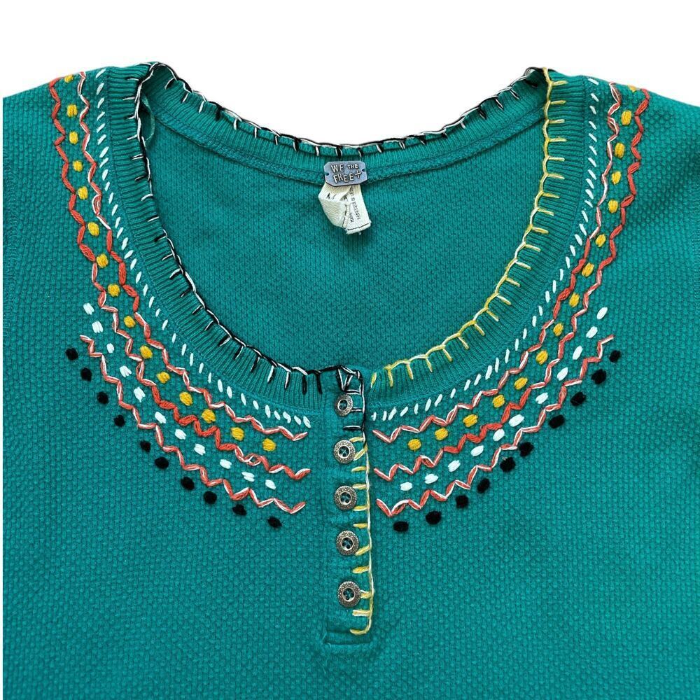 Free People We the Free Embroidered Waffle Henley Green Size M - Picture 4 of 9